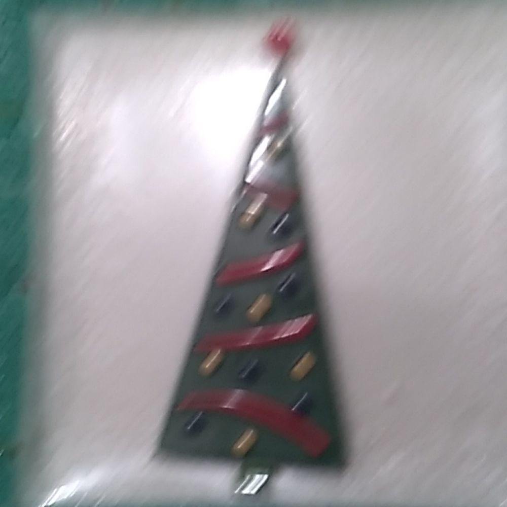 Christmas Tree Plate - Picture 2 of 3